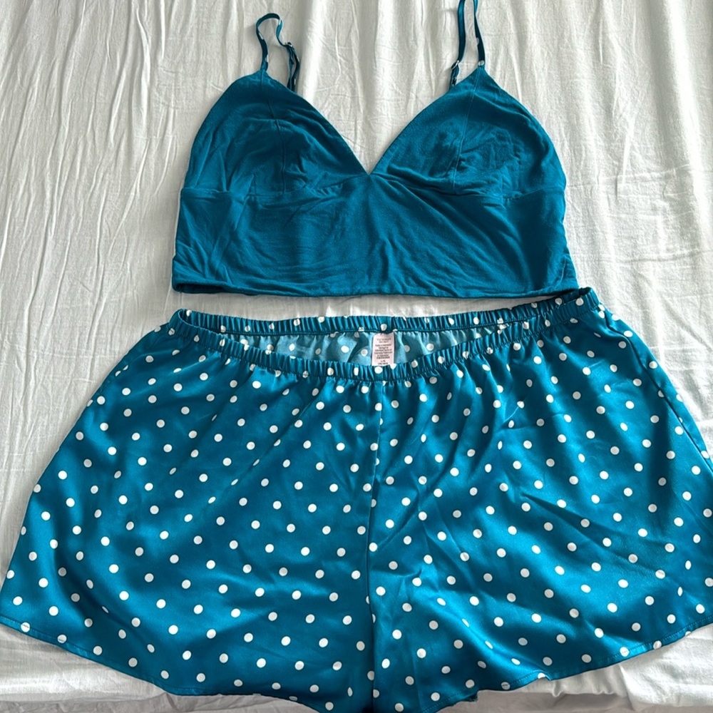 Victoria Secret 2 piece sleepwear set - Large